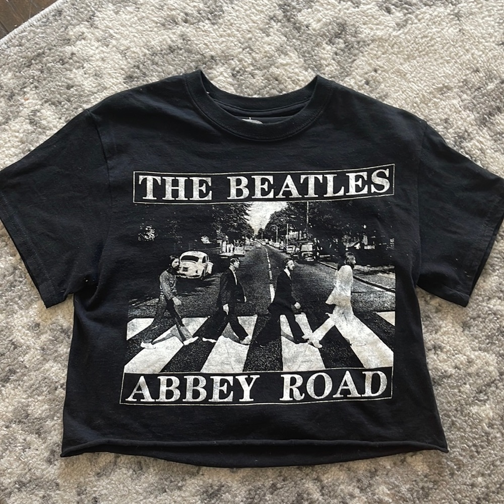 The Beatles cropped band Tee